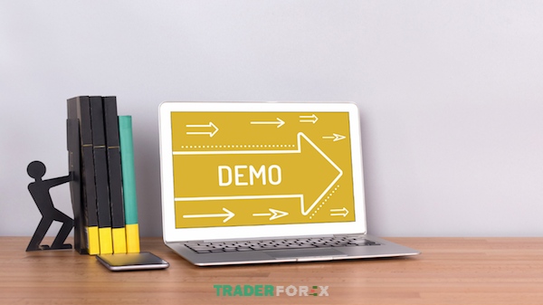 Giao dịch cùng với loại tài khoản Demo